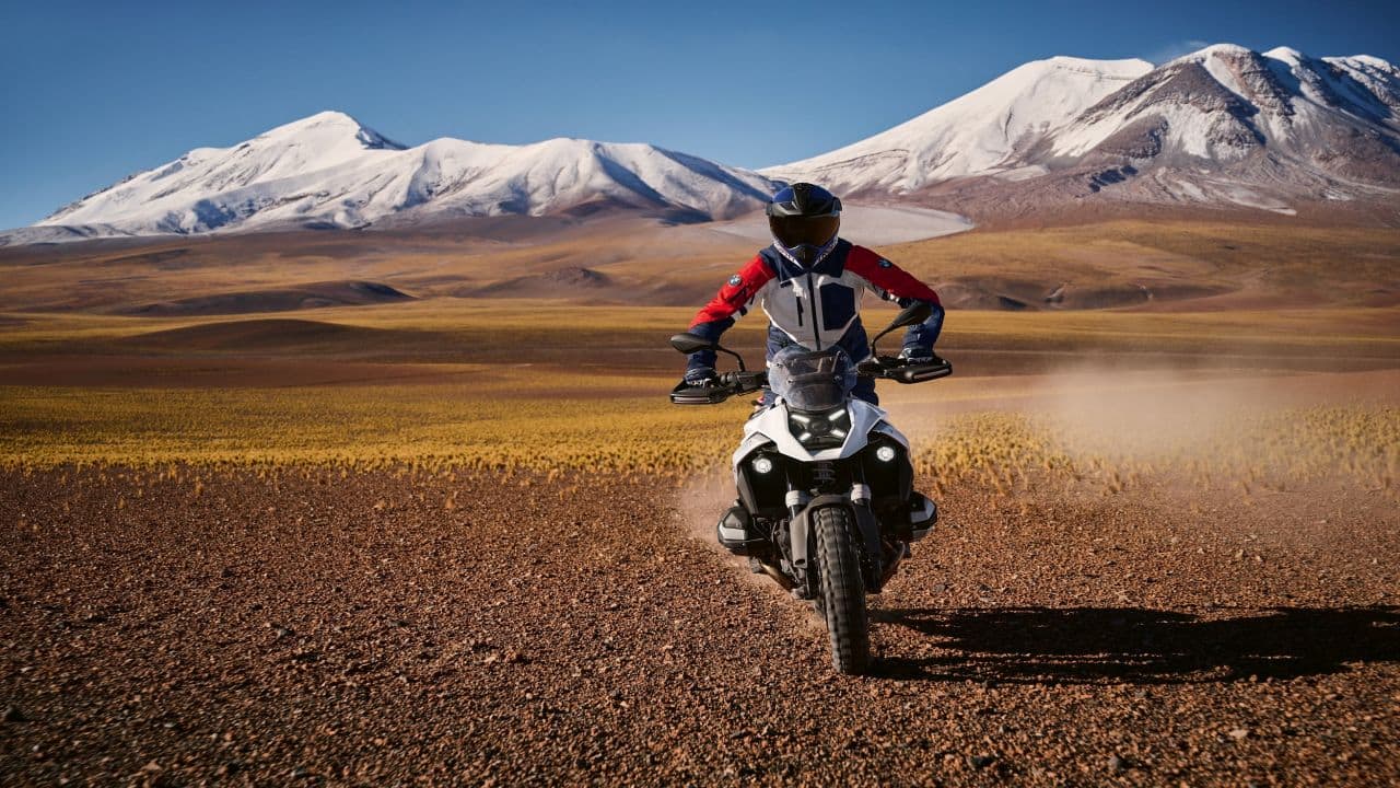 three option Styles are also available for individualization – Style Triple Black, Style GS Trophy and 719 Tramuntana. three option Styles are also available for individualization – Style Triple Black, Style GS Trophy and 719 Tramuntana.