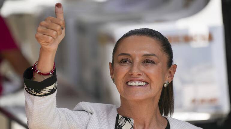 Mexican president-elect's motorcade suffers accident, Sheinbaum fine - Vimarsana News