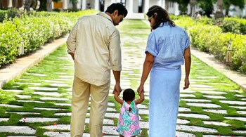 The pair first met in college and soon became really close friends. However, both of them were unaware where this strong bond of friendship would take them.