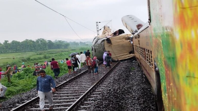 Goods train that hit Kanchanjunga Express had overshot signal