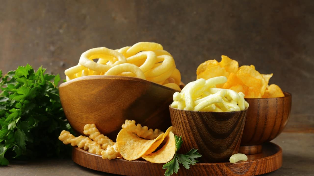 Trans Fats: Found in many fried and processed foods, trans fats can contribute to inflammation and may negatively impact brain health. They can interfere with the production of omega-3 fatty acids, which are crucial for brain function and mood regulation, says Majumdar. (Image: Canva) Trans Fats: Found in many fried and processed foods, trans fats can contribute to inflammation and may negatively impact brain health. They can interfere with the production of omega-3 fatty acids, which are crucial for brain function and mood regulation, says Majumdar. (Image: Canva)