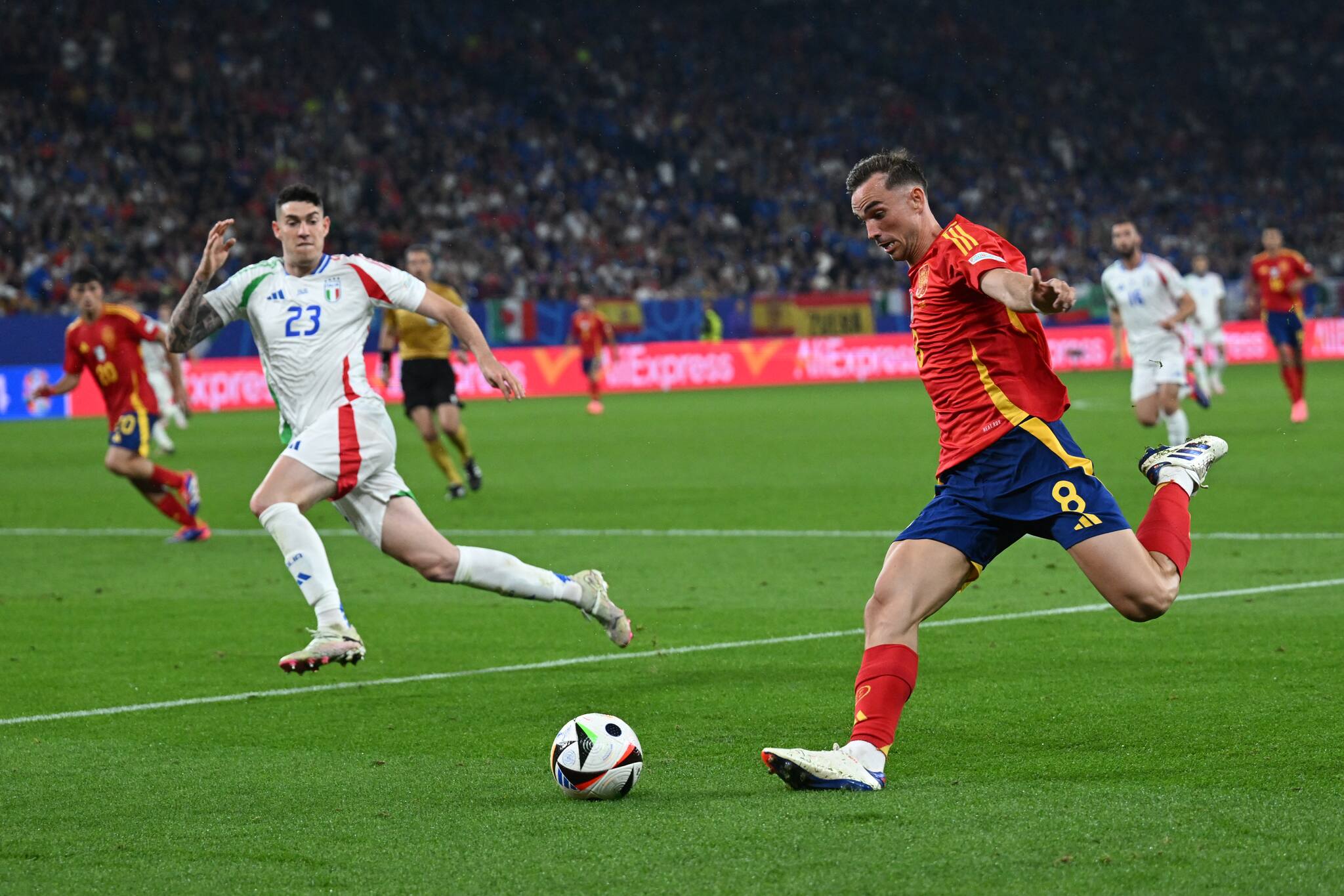 Spain secures Euro 2024 knockout berth with stunning victory over Italy