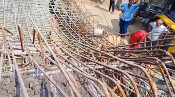 No casualty was reported in the incident that happened in Ghorasahan block in Motihari, they said.