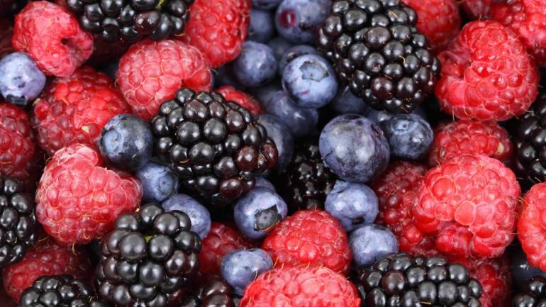 Benefits of berries: Vitamin C, found abundantly in berries, is known to lower cortisol levels and help the body cope with stress (Image: Canva)