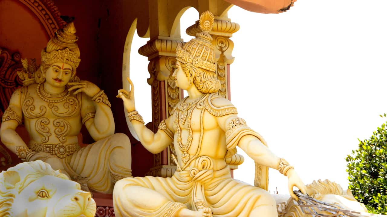 10 Powerful Shlokas from the Bhagavad Gita to Solve Life's Toughest Problems