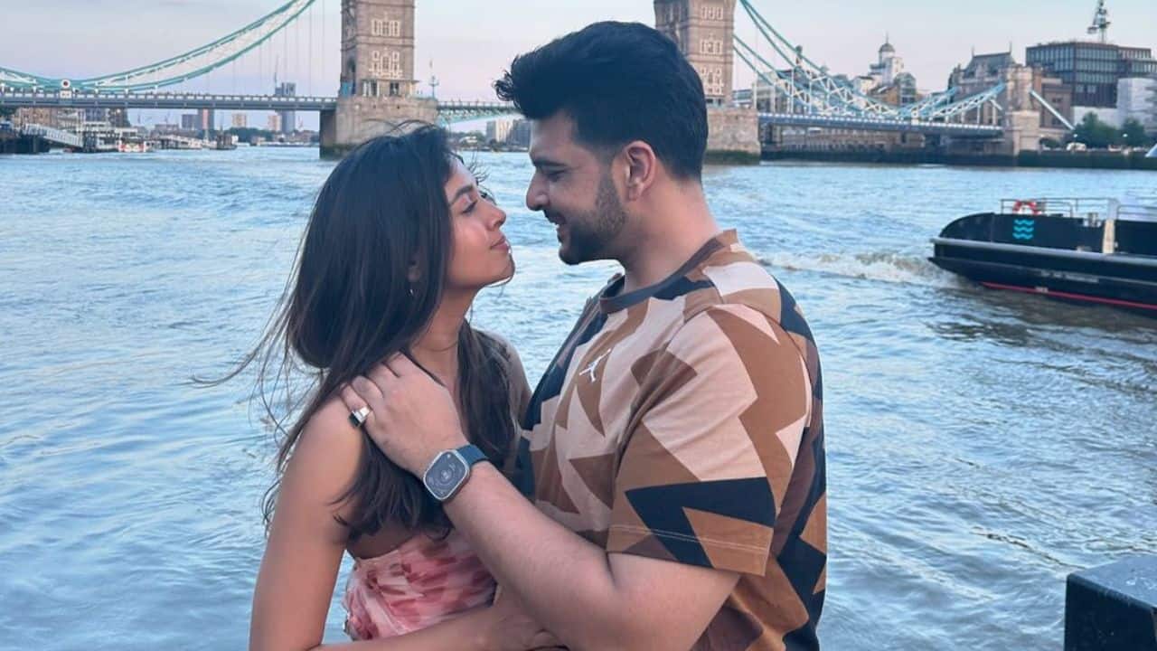 Tejasswi Prakash and Karan Kundrra quash breakup rumours, share mushy pics from their London vacay