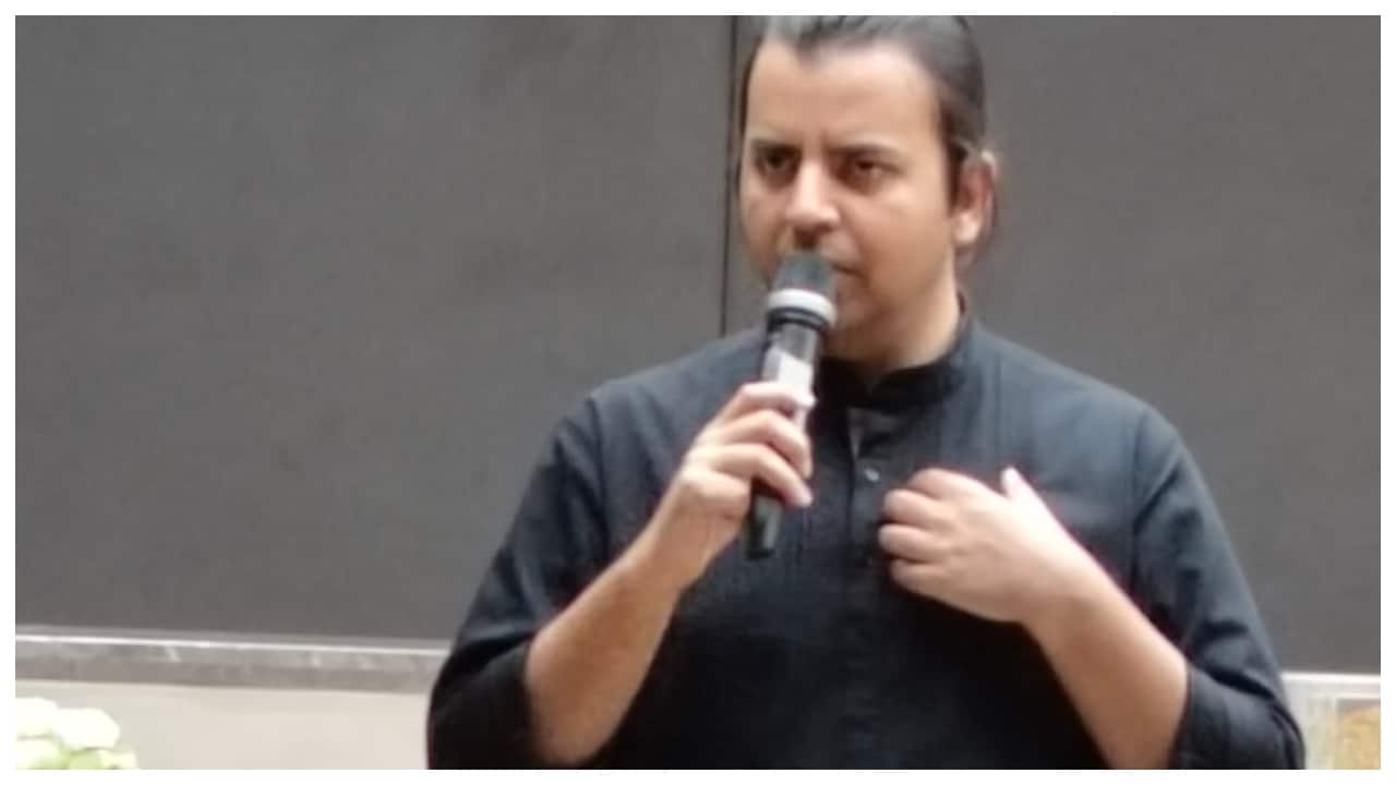 Ola's Bhavish Aggarwal bashes Google for slashing Maps' fee 'too late too little'. Internet isn't impressed