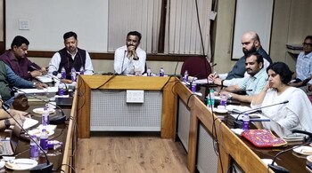 Representatives from Ola, Uber, Swiggy, Zomato, Flipkart, Amazon, Porter, Rapido, Urban Company and others participated.