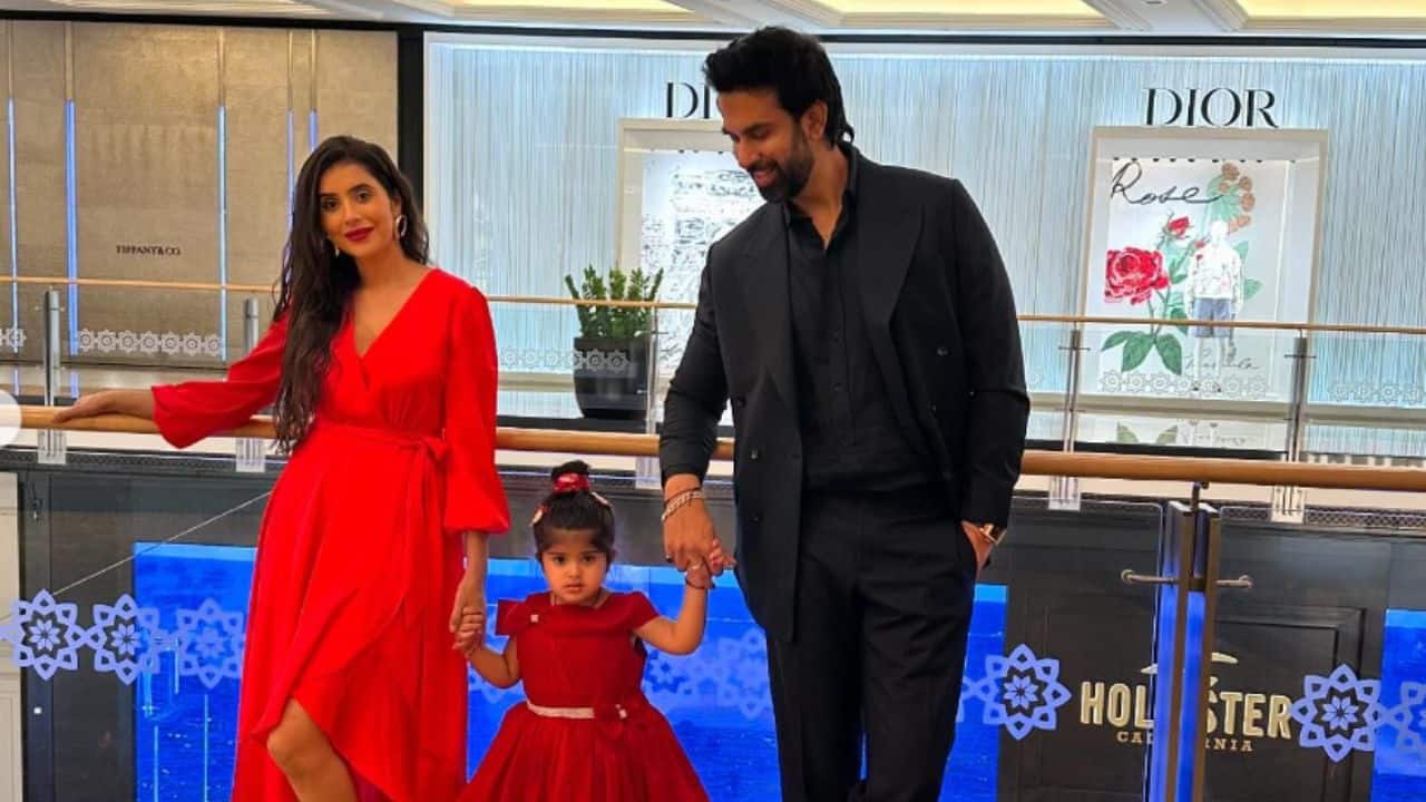 Ex couple Charu Asopa, Rajeev Sen enjoy family vacation with daughter Ziana in Dubai, see pics