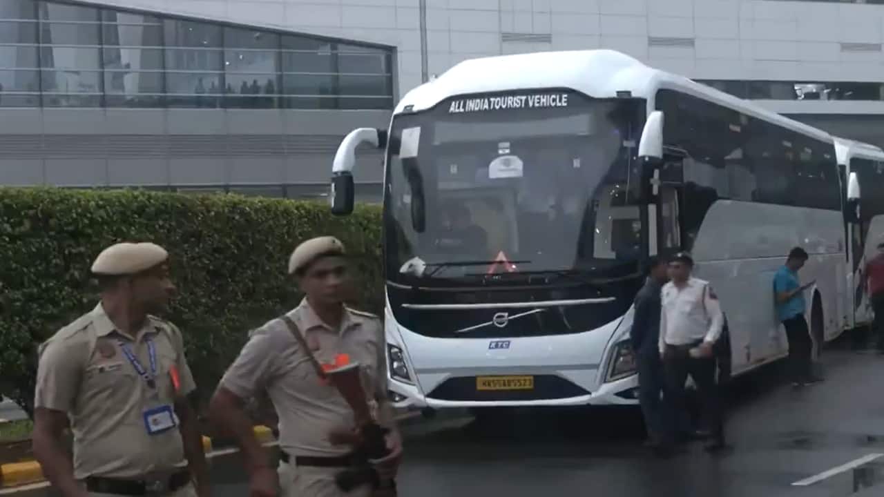Two buses were stationed outside the T3 Terminal to ferry the players to their hotel, from where they will head to the Prime Minister's residence at 9am tentatively for a reception.