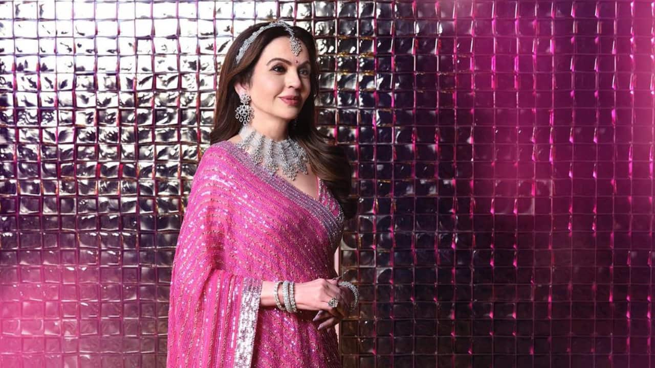 Nita Ambani looks mesmerising in a pink saree at Anant Ambani, Radhika Merchant’s sangeet Nita Ambani looks mesmerising in a pink saree at Anant Ambani, Radhika Merchant’s sangeet