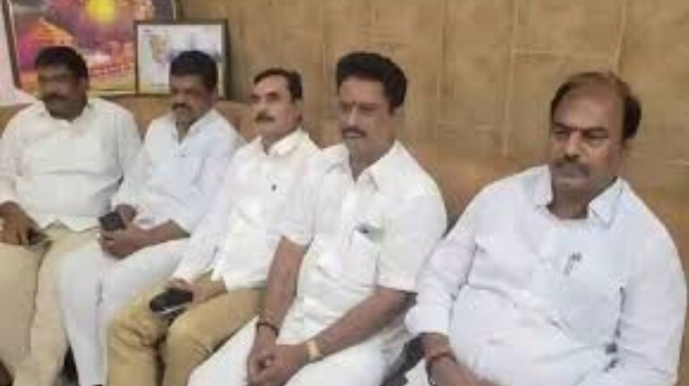 BRS party MLA Krishna Mohan Reddy joins Congress alongside 6 colleagues