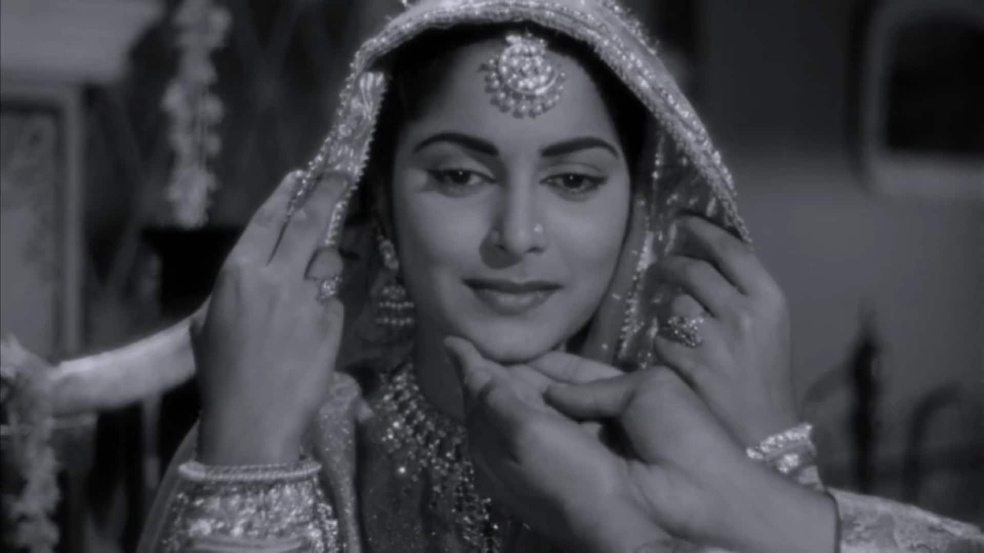Bollywood classic Chaudhvin ka Chand review: Re-watching Guru Dutt movies on OTT in 2024 Bollywood classic Chaudhvin ka Chand review: Re-watching Guru Dutt movies on OTT in 2024
