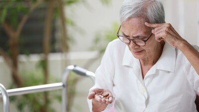 Memory loss isn’t driven by one brain region. A massive MRI study shows widespread shrinkage across the brain accelerates decline once a tipping point is crossed. 