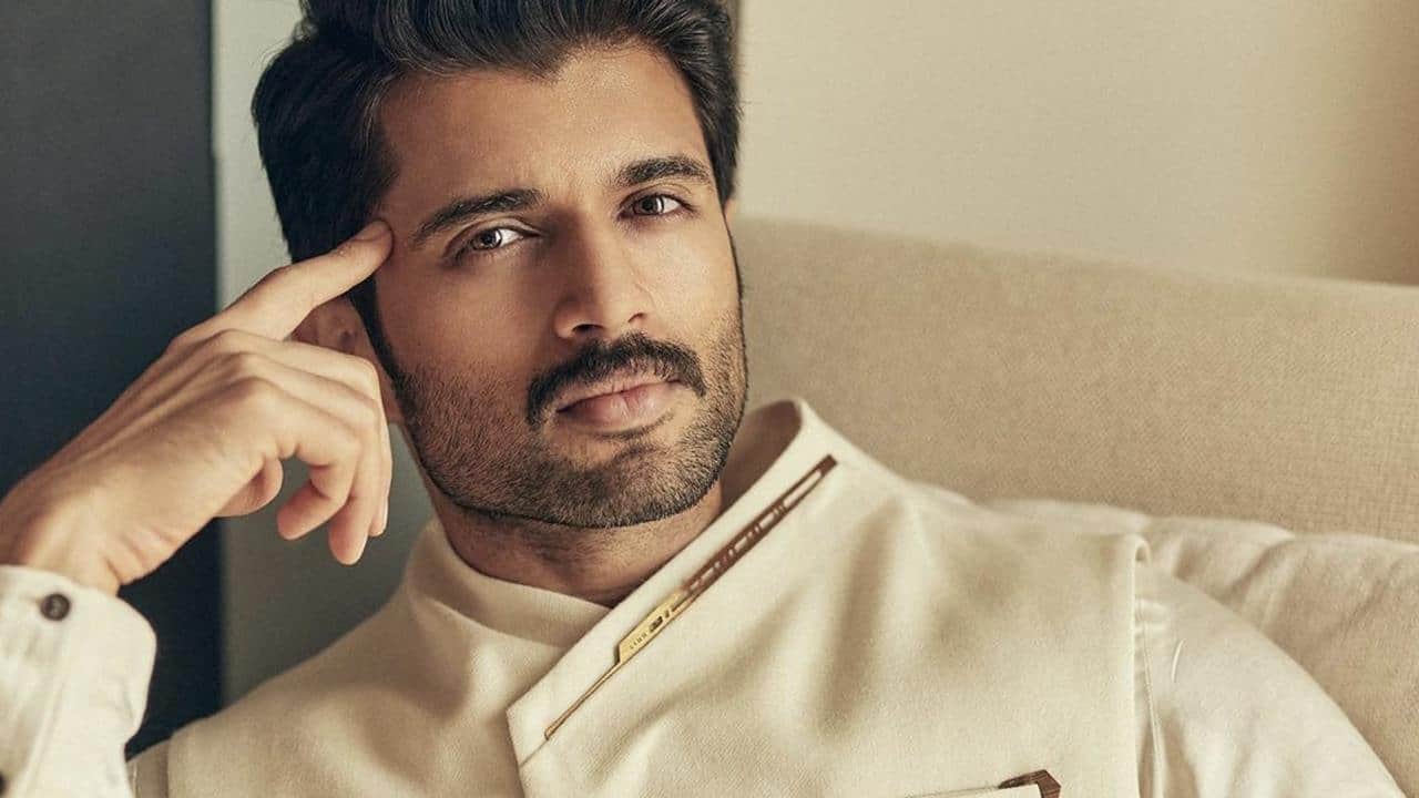 Vijay Deverakonda receives a warm welcome in Sri Lanka as he resumes shoot for VD 12