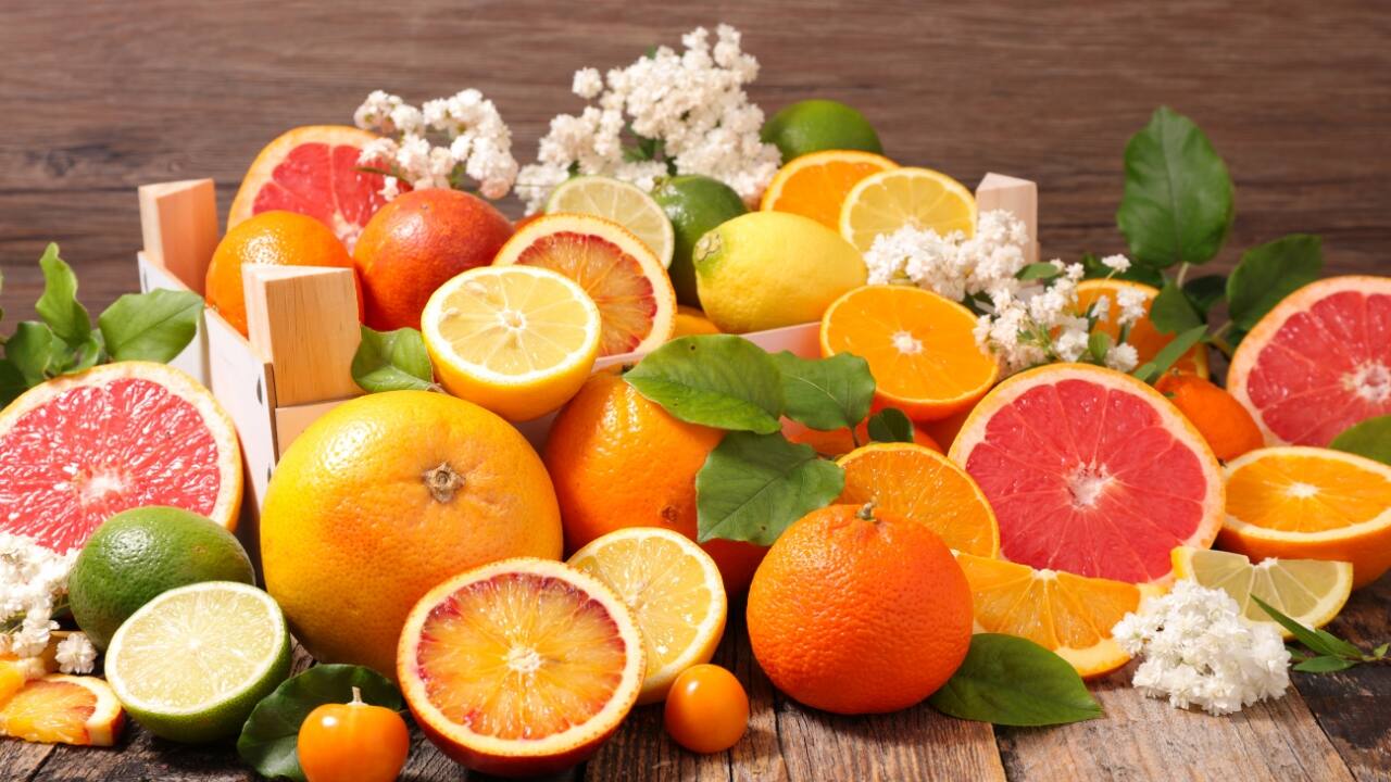Citrus Fruits: Oranges, lemons, and grapefruits are high in vitamin C, an antioxidant that fights free radicals and helps prevent cataracts and macular degeneration. Vitamin C also supports the health of blood vessels in the eyes and can help reduce the risk of developing cataracts. Regular consumption of citrus fruits boosts overall eye health. (Image: Canva)