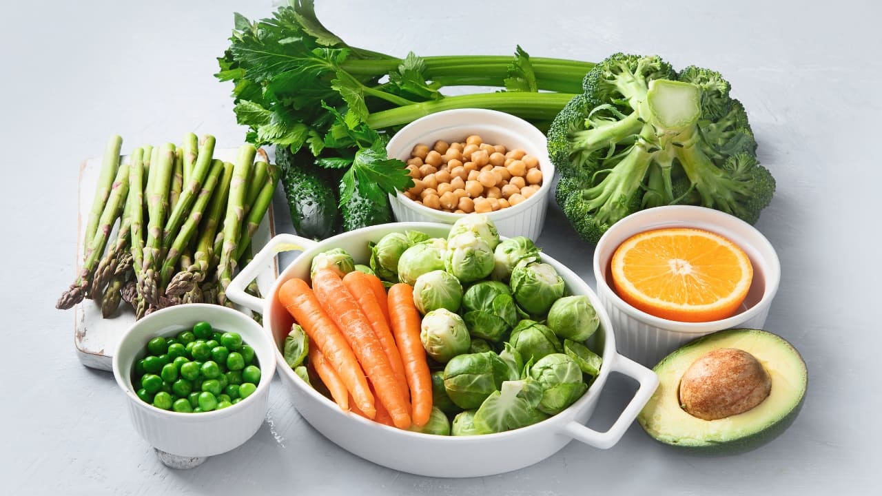 Health risks of vegan diet: Lowers protein intake, iron deficiency, omega-3 fatty acids
