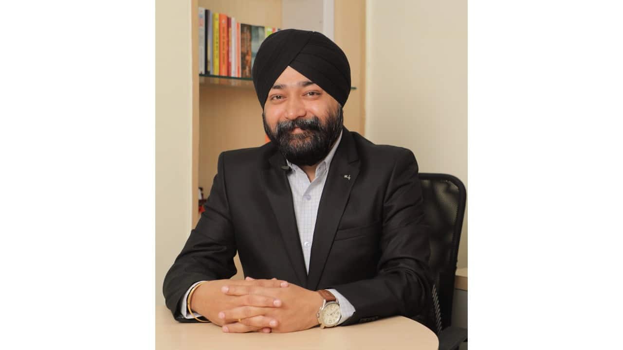 Craze for passive funds to continue, focus more on smart beta: Gurjeet Kalra of DSP Mutual Fund