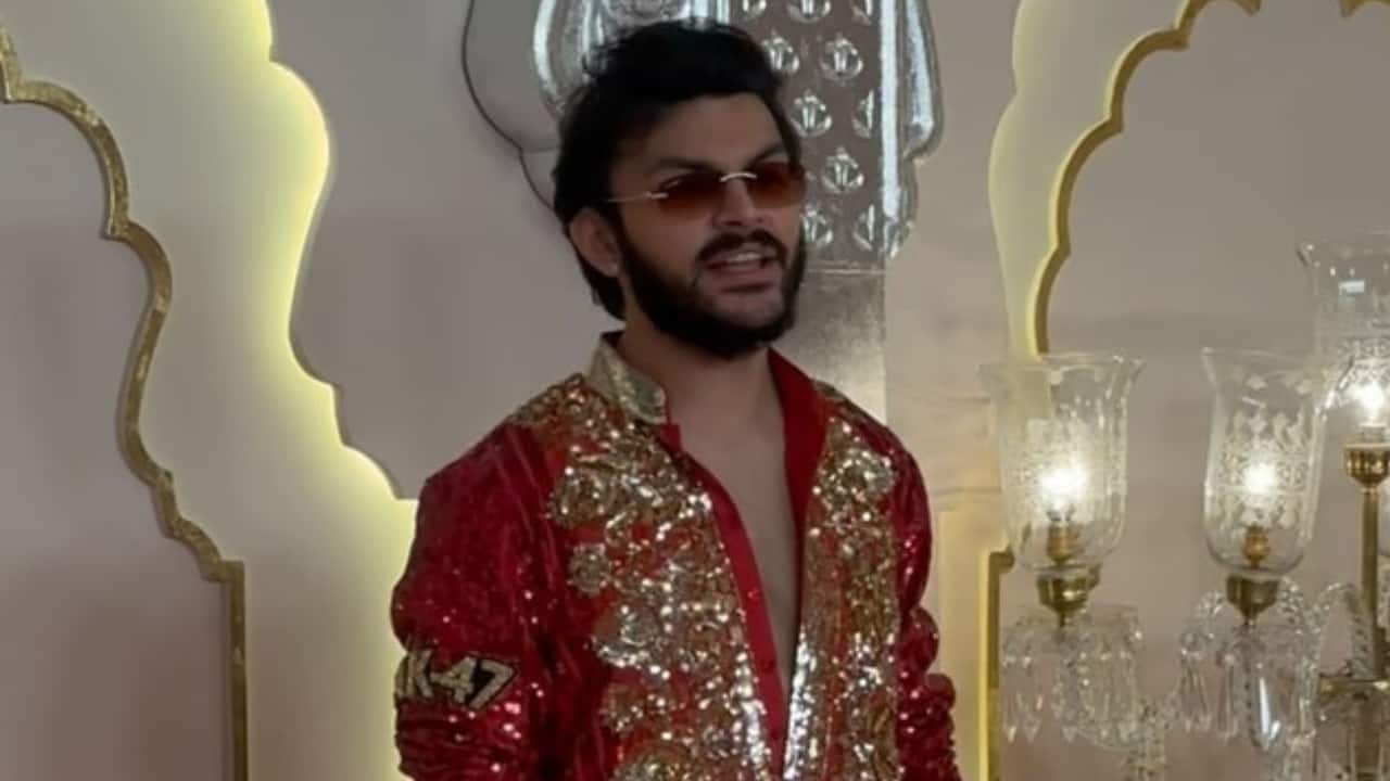 Veer Pahariya glitzes in front of the cameras at Anant Ambani, Radhika Merchant’s wedding