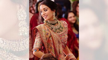 Radhika Merchant's polki jadau necklace featured five magnificent 'paan-shaped' pendants, each embellished with stunning emerald accents (Image: @jaipur_jewels/Instagram)