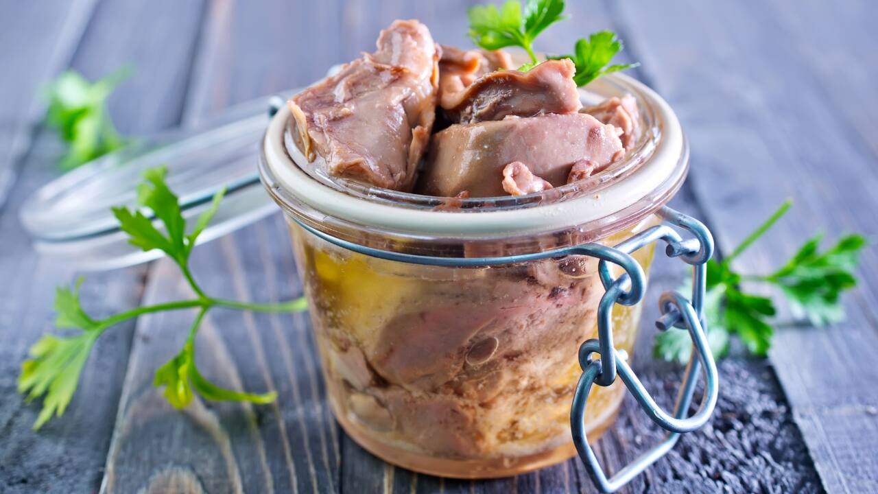 Cod liver oil: It is rich in omega-3 fatty acids, particularly EPA and DHA, which support hair health by nourishing follicles and improving scalp circulation, promoting stronger hair growth while reducing dandruff and dryness. Additionally, it contains vitamins A and D, essential for hair health (Image: Canva)