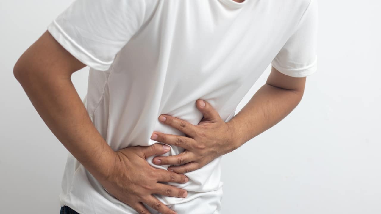 Symptoms of gallstones: Watch out for jaundice, fever, abdominal pain, indigestion and more