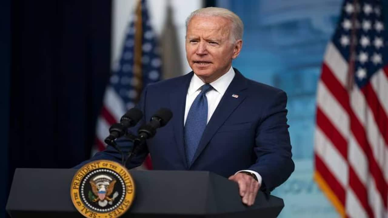 Joe Biden says he's 'passing the torch' in speech from Oval office