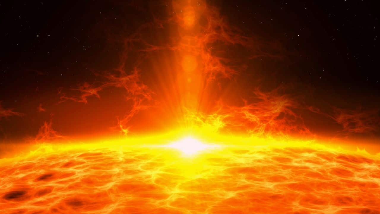 Stunning 236,000 mile-high solar plasma wall of Sun got captured by astrophotographer - Moneycontrol