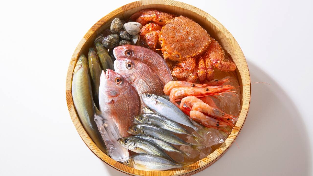 Fish and Shellfish: Fish like salmon, tuna, and shellfish provide omega-3 fatty acids and collagen, which help maintain skin elasticity and firmness. The omega-3s in fish help reduce inflammation and protect the skin from sun damage, while the collagen supports the skin's structure. (Image: Canva)