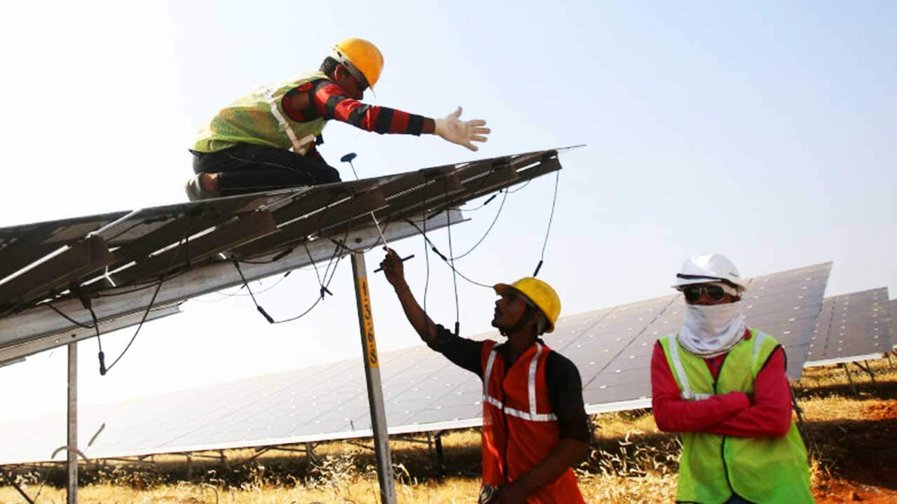 Govt expands list of exempted capital goods for use in manufacture of solar cells and panels