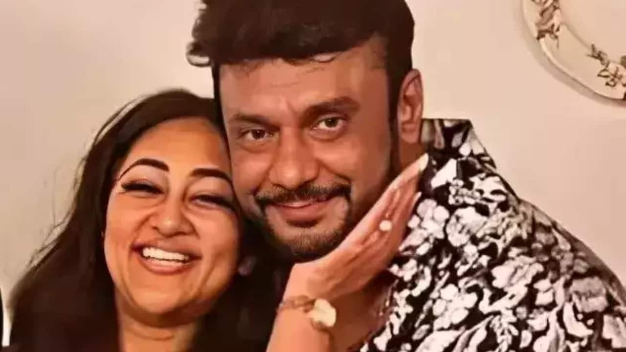 Renukaswamy murder: Darshan's wife Vijayalakshmi performs Nava Chandika Homa at Kollur temple, gives holy prasad to husband in jail