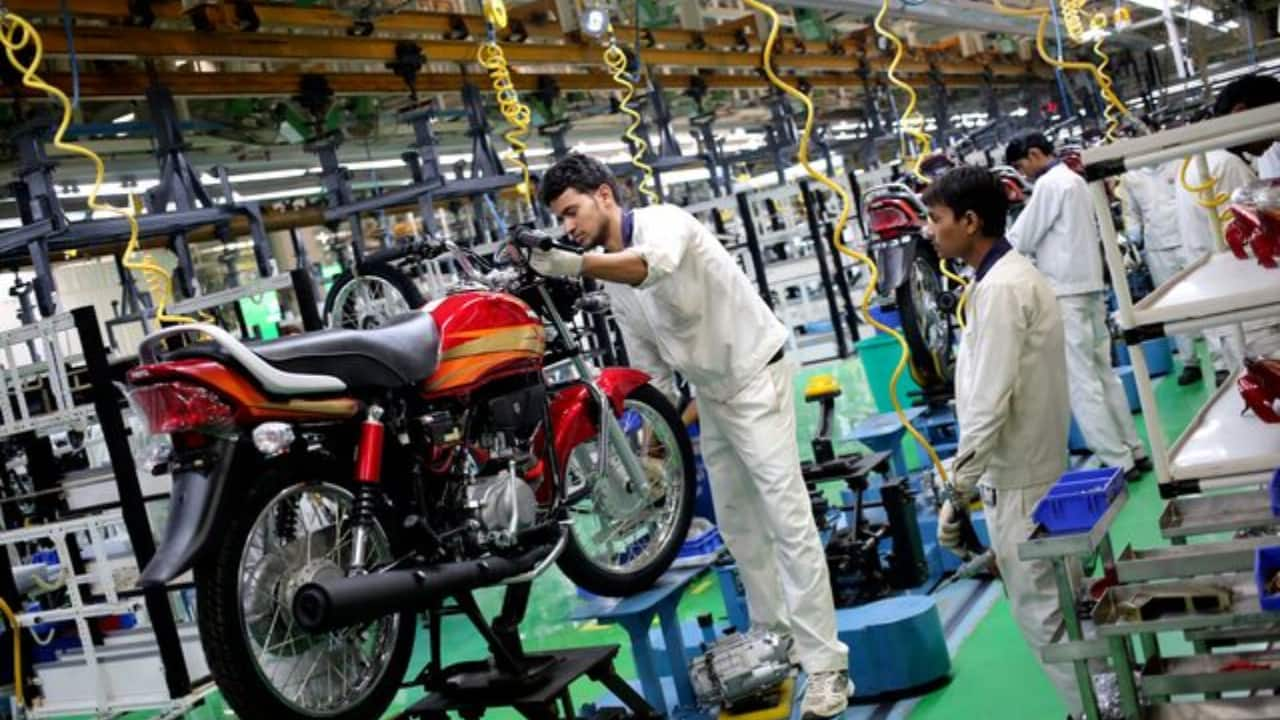 Hero MotoCorp gains 3% after auto sales rise 5% in August