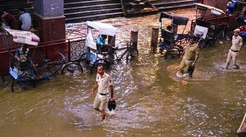 Rains lash parts of Delhi, leading to waterlogging, traffic snarls