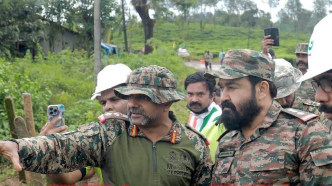 Actor Mohanlal visits landslide-hit Wayanad, pledges to donate Rs 3 Crore for rehabilitation