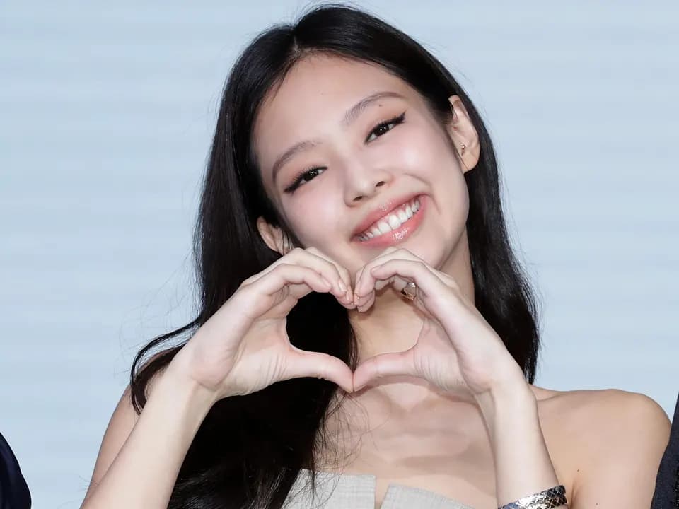 BLACKPINK's Jennie acquires trademark for Jennie Ruby Jane in South Korea