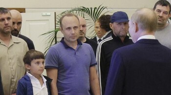 Those who have followed the case are now awaiting González's next moves.