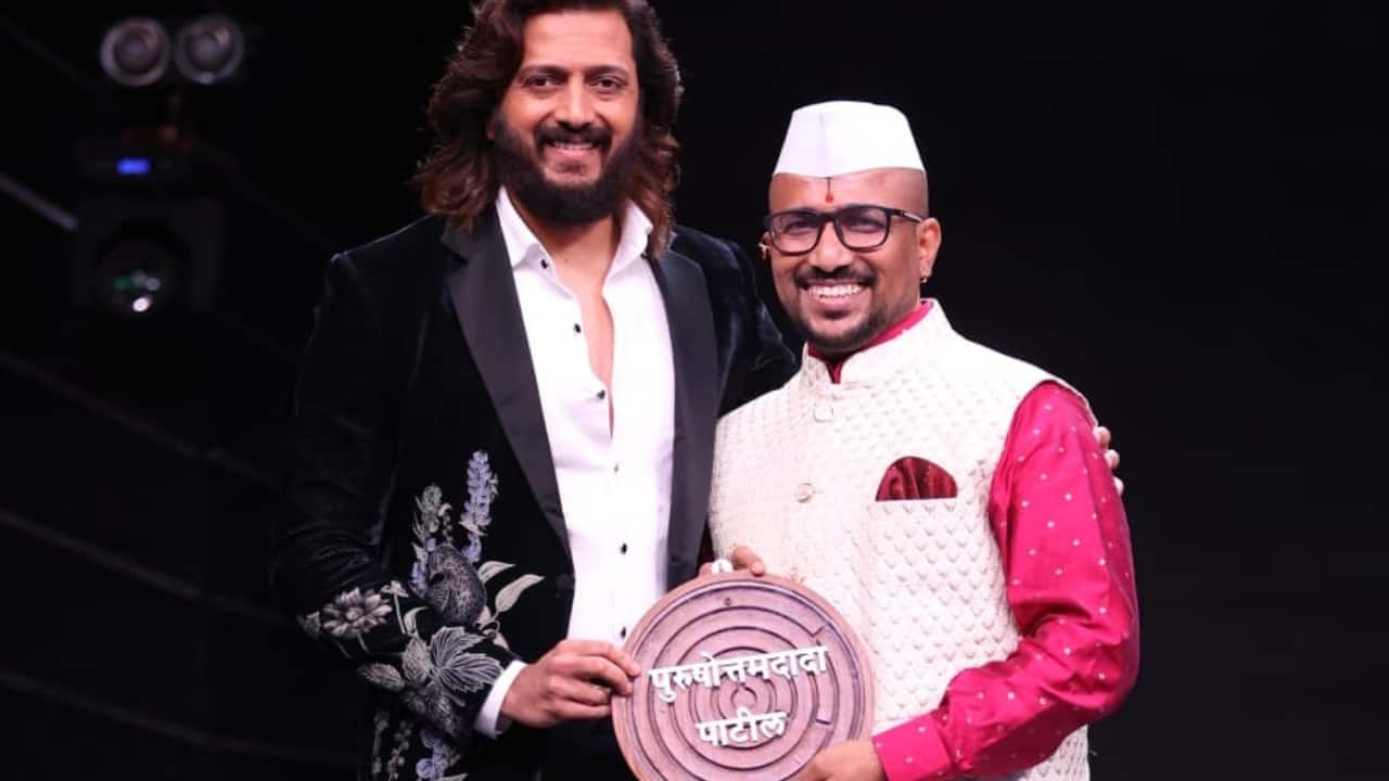 Bigg Boss Marathi 5: Kirtankar Purushottam Dada Patil gets evicted from the house