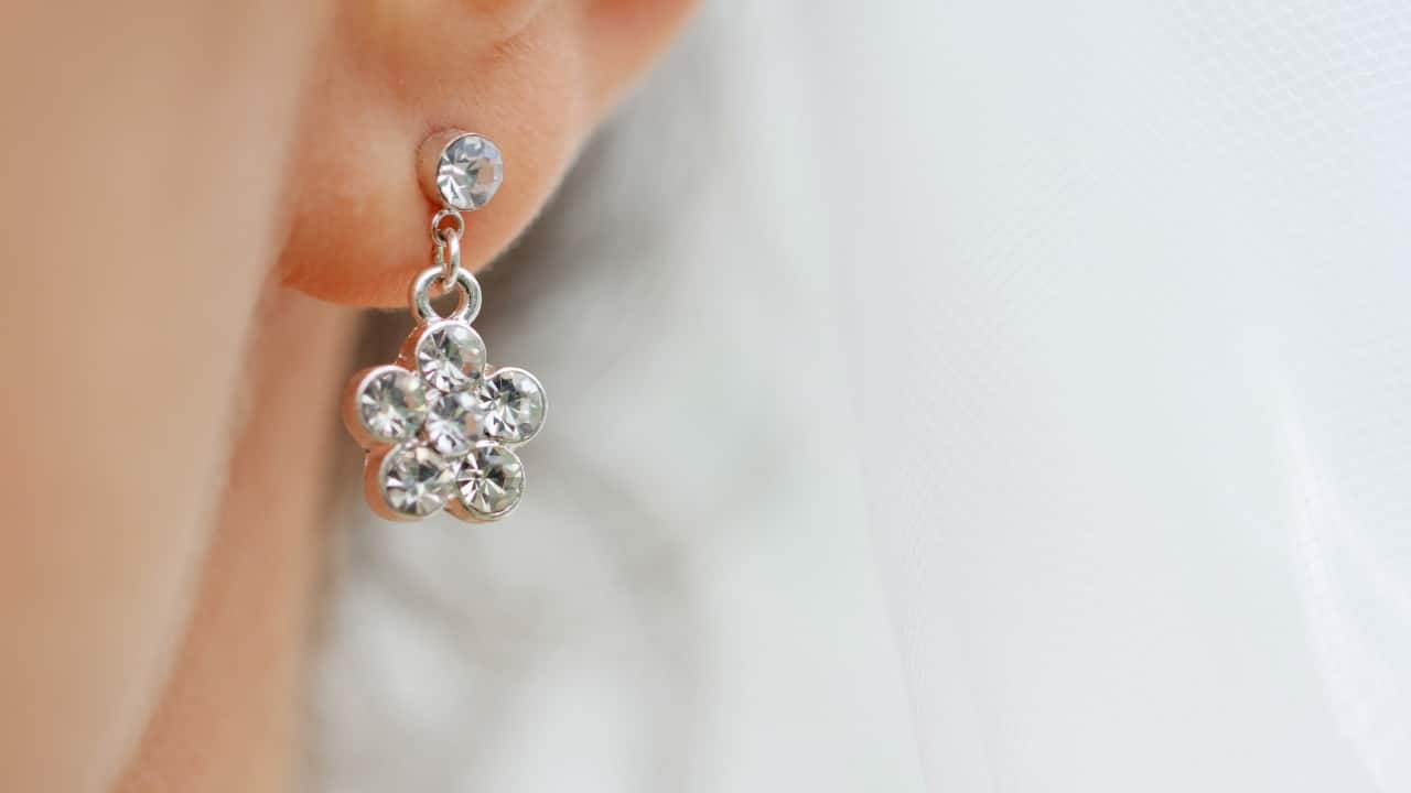 Fashion tips: Turn your casual dress into festive wear with these 7 simple hacks