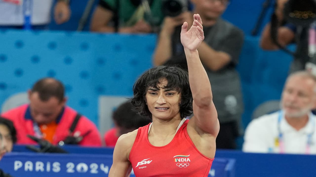 Vinesh Phogat Retires – From Eight Unforgettable Hours And Touching ...