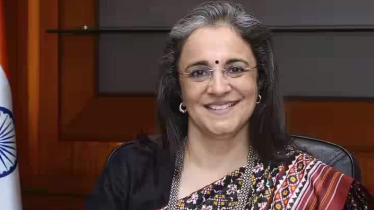 Hindenburg alleges SEBI chair Madhabi Buch’s consulting firm earned many times more money than her salary