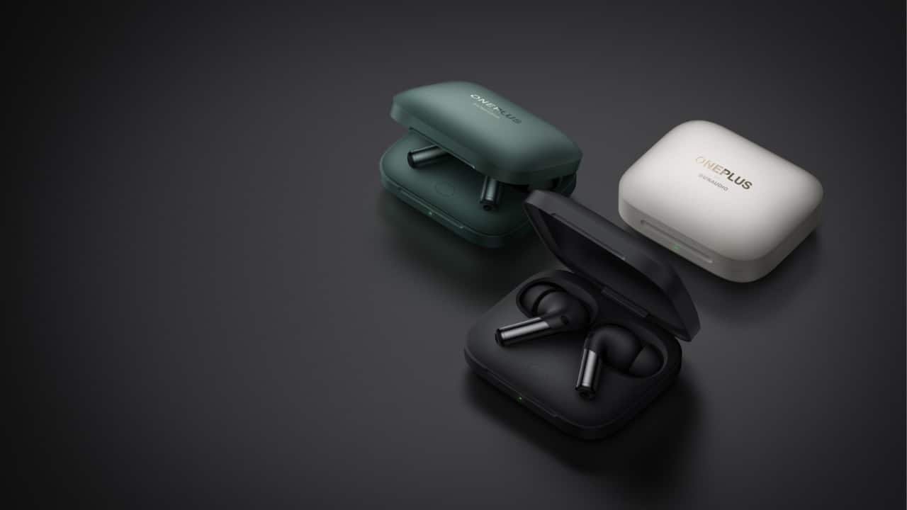 Noise cancellation boom ANC-equipped earbuds made up nearly one-fifth of sales, with the category growing 29% YoY. Brands such as realme and OnePlus are pushing noise cancellation above 50 dB, narrowing the premium gap.