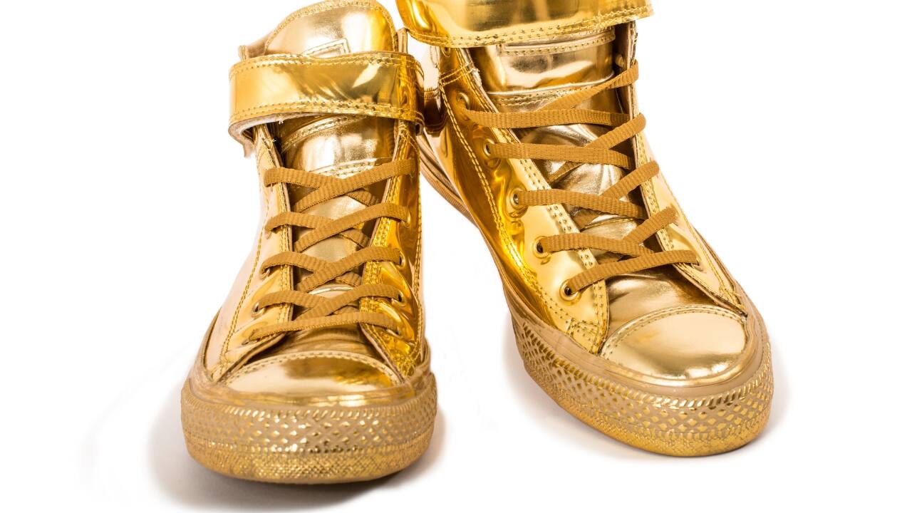 Sneakers: These have become a wardrobe staple, not just for casual wear but also for adding a cool, edgy twist to more traditional outfits. From celebrities to fashion influencers, everyone is rocking sneakers with everything from sarees to dresses. They’re comfortable, trendy, and can easily transition from day to night. What’s more, they are now available in glitter and shine (Image: Canva)