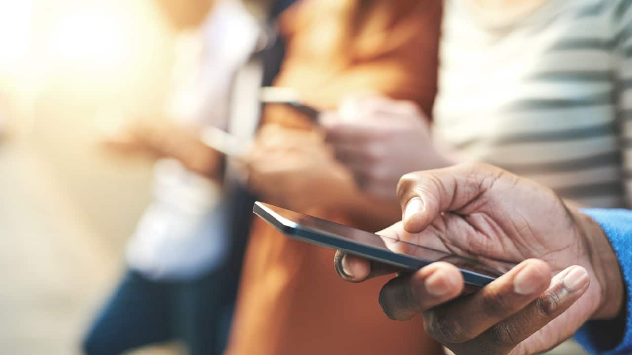 India’s smartphone exports soar 95% in September; U.S. accounts for 70% of shipments in April–September 2025