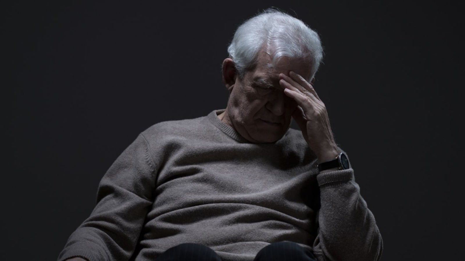 Symptoms of depression and loneliness in senior citizens: Here's why elders face mental health issues