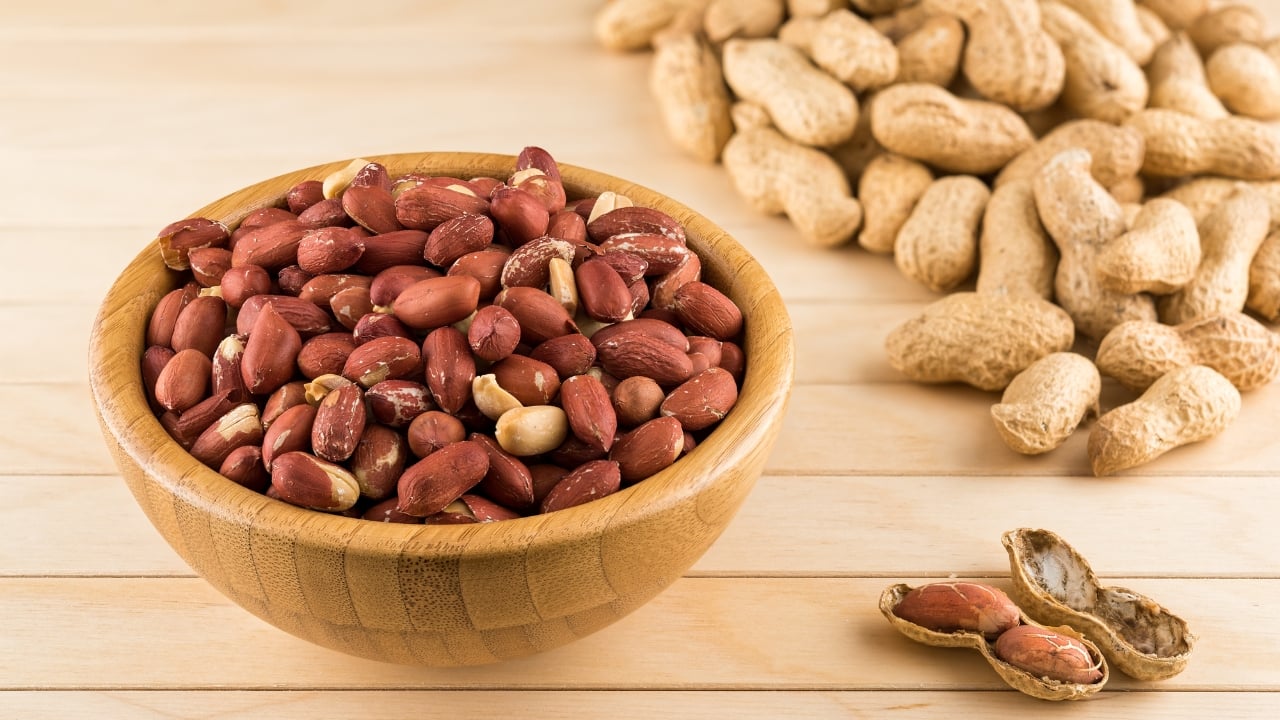 Weight Management: • Satiety: The high protein and fibre content in peanuts can keep you full longer, reducing overall calorie intake and aiding in weight management. • Calorie Control: Despite being calorie-dense, studies have shown that moderate peanut consumption doesn’t contribute to weight gain and may even support weight loss. (Image: Canva)