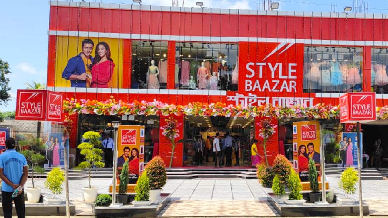 Rekha Jhunjhunwala-backed Baazar Style Retail likely to launch IPO this week Rekha Jhunjhunwala-backed Baazar Style Retail likely to launch IPO this week