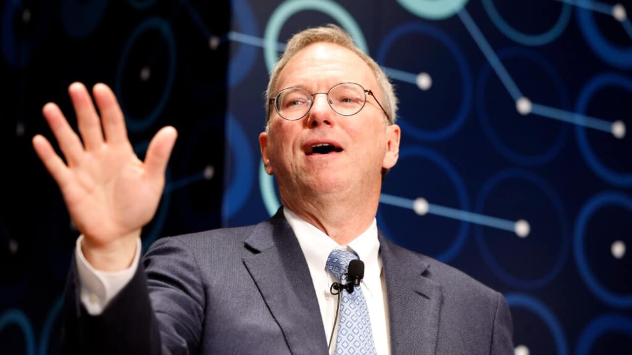 Ukraine War: Former Google boss Eric Schmidt’s startup turns him into 'licensed arms dealer'