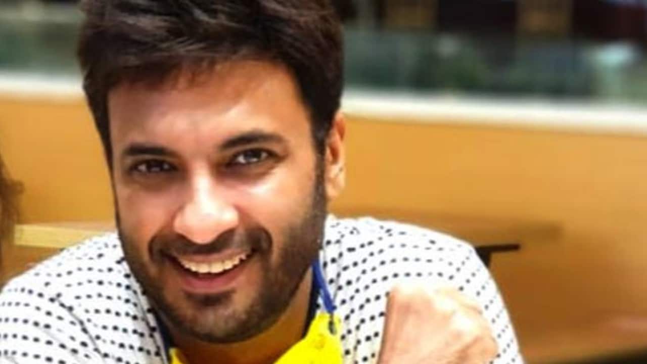 Bengali actor Samrat Mukherjee arrested after his car hits a motorcycle in Kolkata