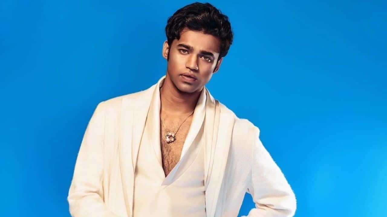 Babil Khan pens emotional note as he remembers his father Irrfan's work in Billu