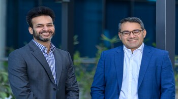 Rohit Bansal (L) and Kunal Bahl (R)